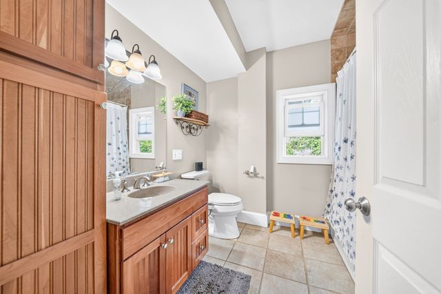 41 Emerson Rd, Winthrop, MA 02152