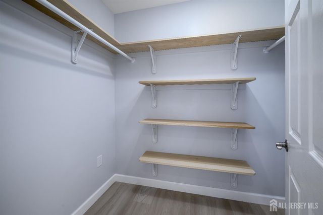 998 Woodmere Drive, Aberdeen, NJ 07735