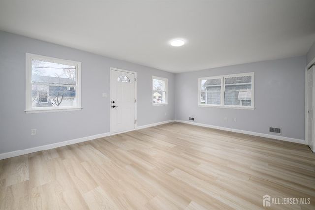 998 Woodmere Drive, Aberdeen, NJ 07735