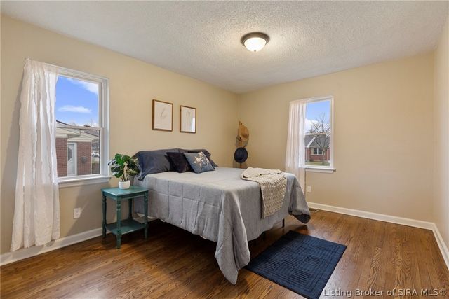 572 Eastside Avenue, Sellersburg, IN 47172