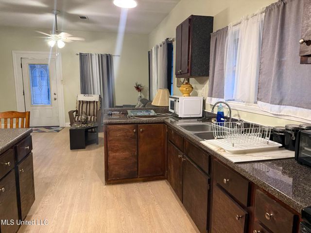 4301 Palmetto Street, Moss Point, MS 39563