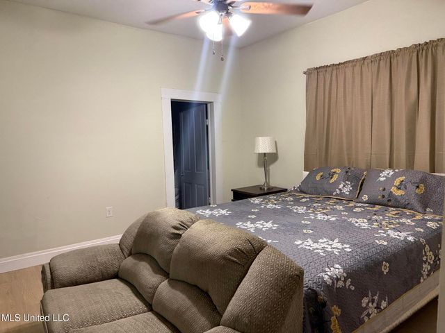 4301 Palmetto Street, Moss Point, MS 39563