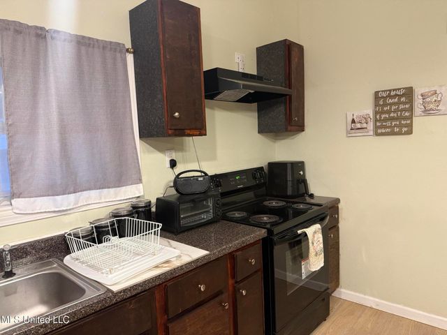 4301 Palmetto Street, Moss Point, MS 39563