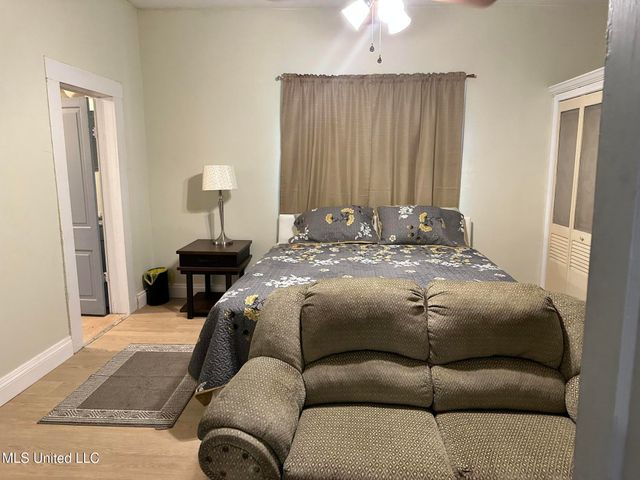 4301 Palmetto Street, Moss Point, MS 39563