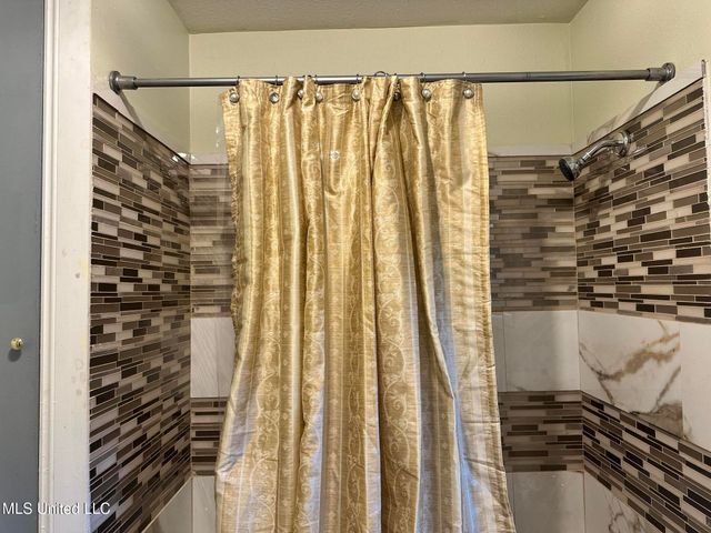 4301 Palmetto Street, Moss Point, MS 39563