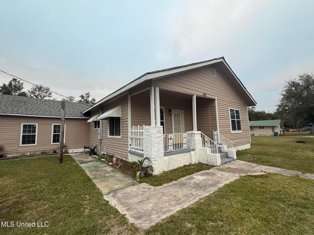 4301 Palmetto Street, Moss Point, MS 39563