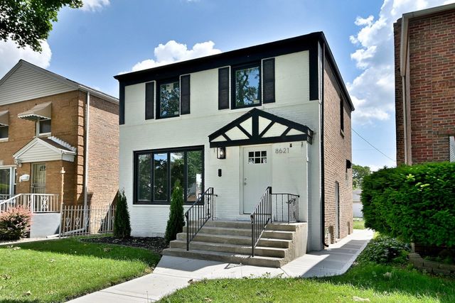 8621 S Dante Avenue, Chicago, IL 60619