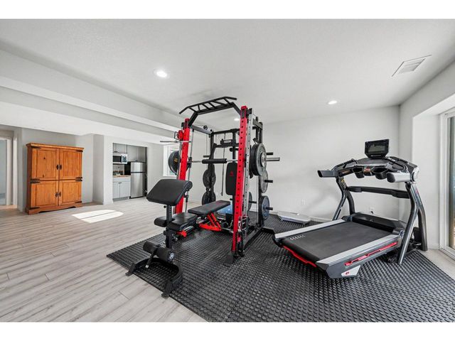 6512 2nd St, Greeley, CO 80634