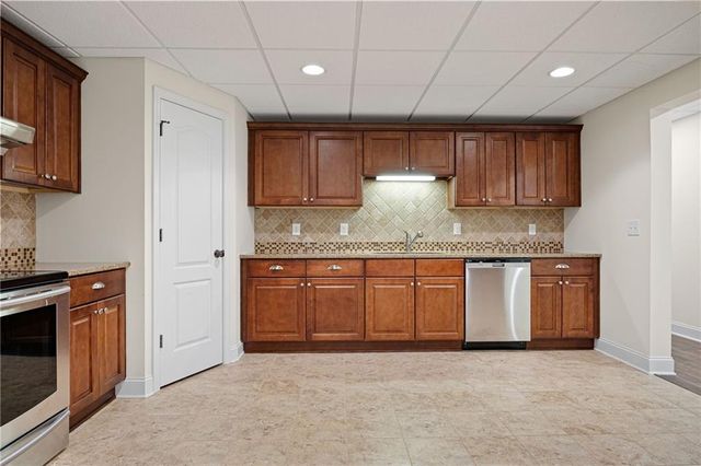 231 Georgetown Drive, Dallas, GA 30132