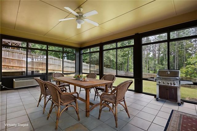 231 Georgetown Drive, Dallas, GA 30132