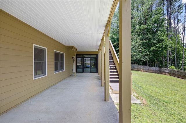 231 Georgetown Drive, Dallas, GA 30132