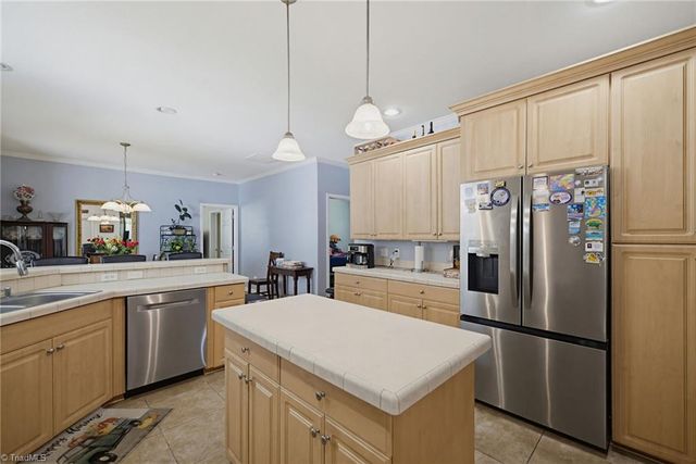 272 Victoria Circle, Madison, NC 27025