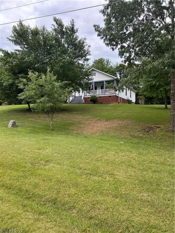 272 Victoria Circle, Madison, NC 27025