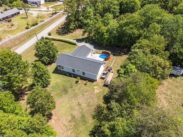 272 Victoria Circle, Madison, NC 27025