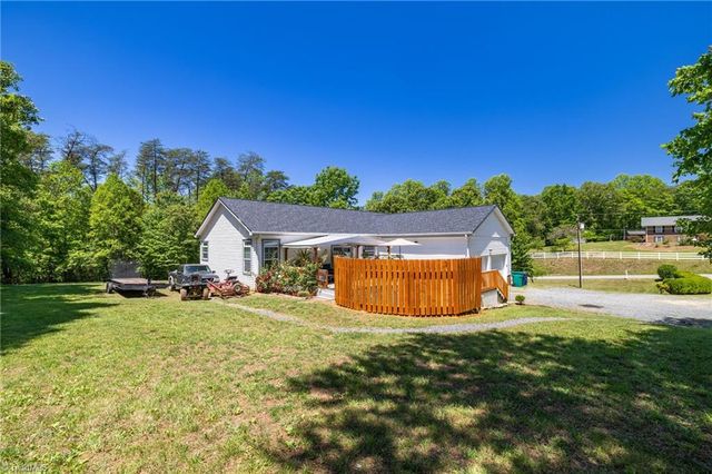 272 Victoria Circle, Madison, NC 27025
