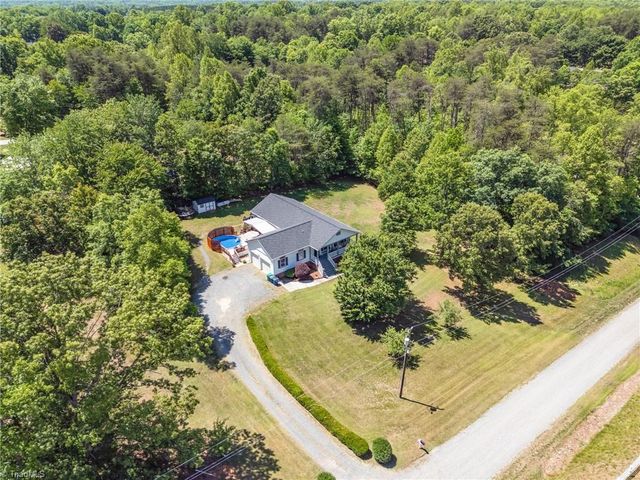 272 Victoria Circle, Madison, NC 27025