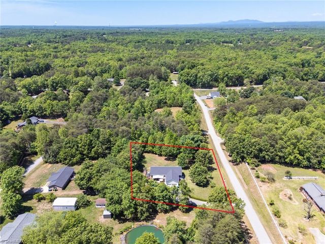 272 Victoria Circle, Madison, NC 27025