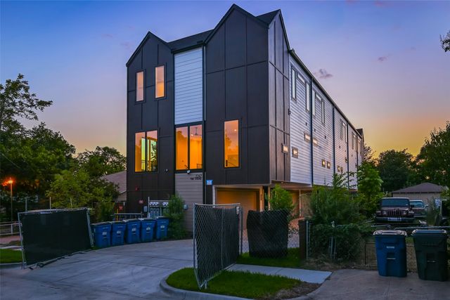 2247 Mail Avenue 103, Dallas, TX 75235