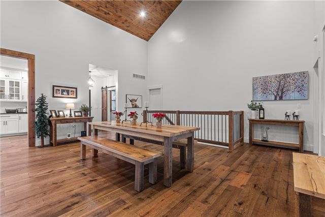 103 Silver Oak Ln, Slippery Rock Twp, PA 16057