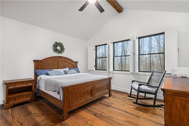 103 Silver Oak Ln, Slippery Rock Twp, PA 16057