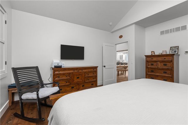 103 Silver Oak Ln, Slippery Rock Twp, PA 16057