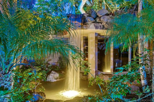 999 N Pacific St D011, Oceanside, CA 92054