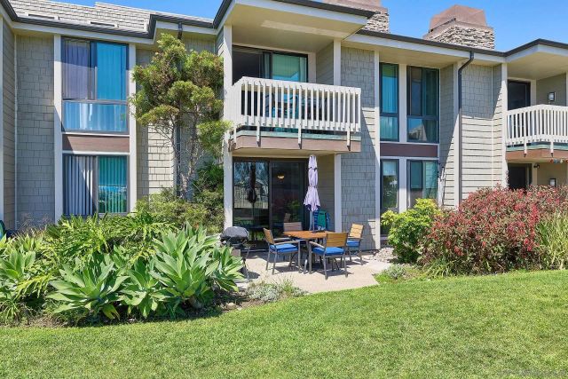 999 N Pacific St D011, Oceanside, CA 92054