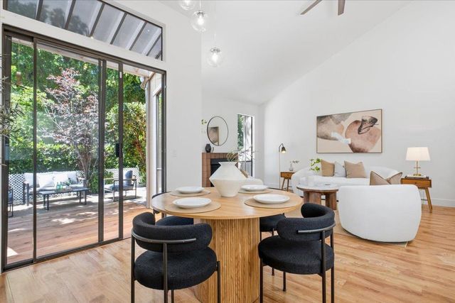 392 N Whisman Road, Mountain View, CA 94043