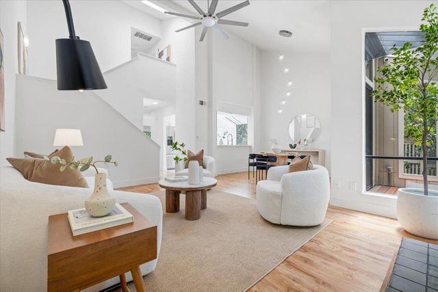 392 N Whisman Road, Mountain View, CA 94043