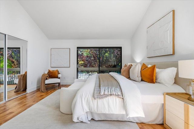 392 N Whisman Road, Mountain View, CA 94043