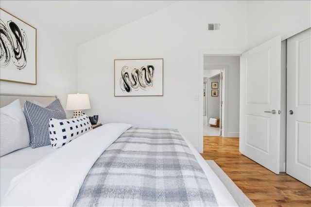 392 N Whisman Road, Mountain View, CA 94043