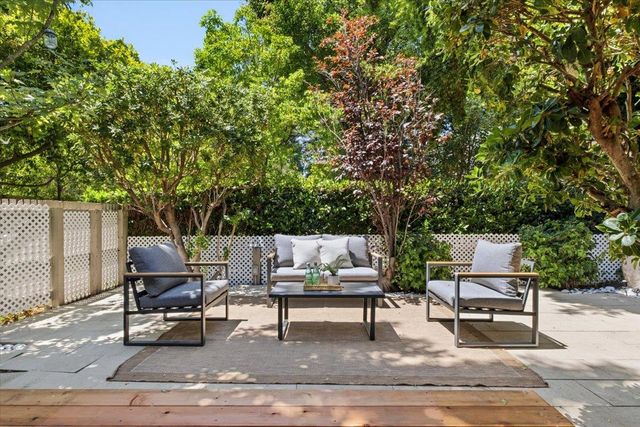 392 N Whisman Road, Mountain View, CA 94043