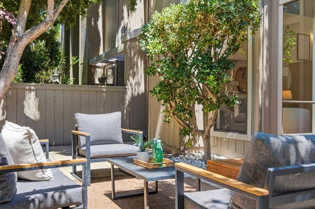 392 N Whisman Road, Mountain View, CA 94043