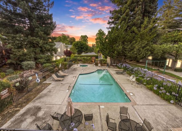 392 N Whisman Road, Mountain View, CA 94043