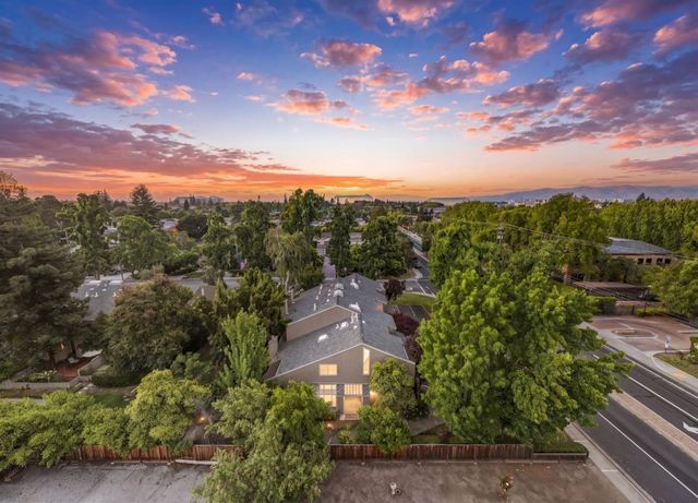 392 N Whisman Road, Mountain View, CA 94043