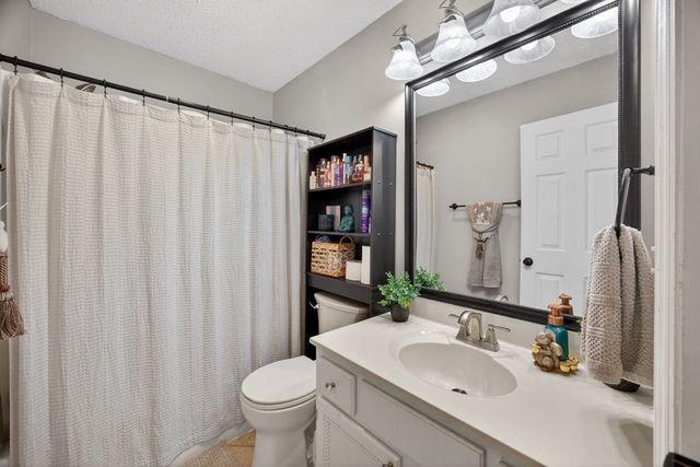 3571 Southmeade Dr, Cookeville, TN 38506