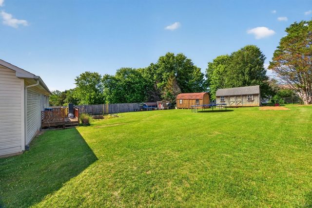 3571 Southmeade Dr, Cookeville, TN 38506