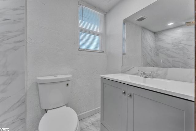 21 U Street, Honea Path, SC 29654