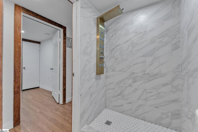 21 U Street, Honea Path, SC 29654