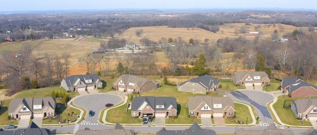 1056 Callaway Dr, Lebanon, TN 37087