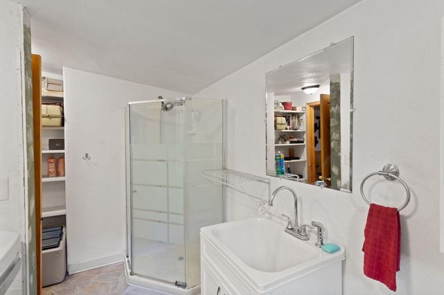 1200 Lower Wolf Creek Road, Wolf Creek, OR 97497