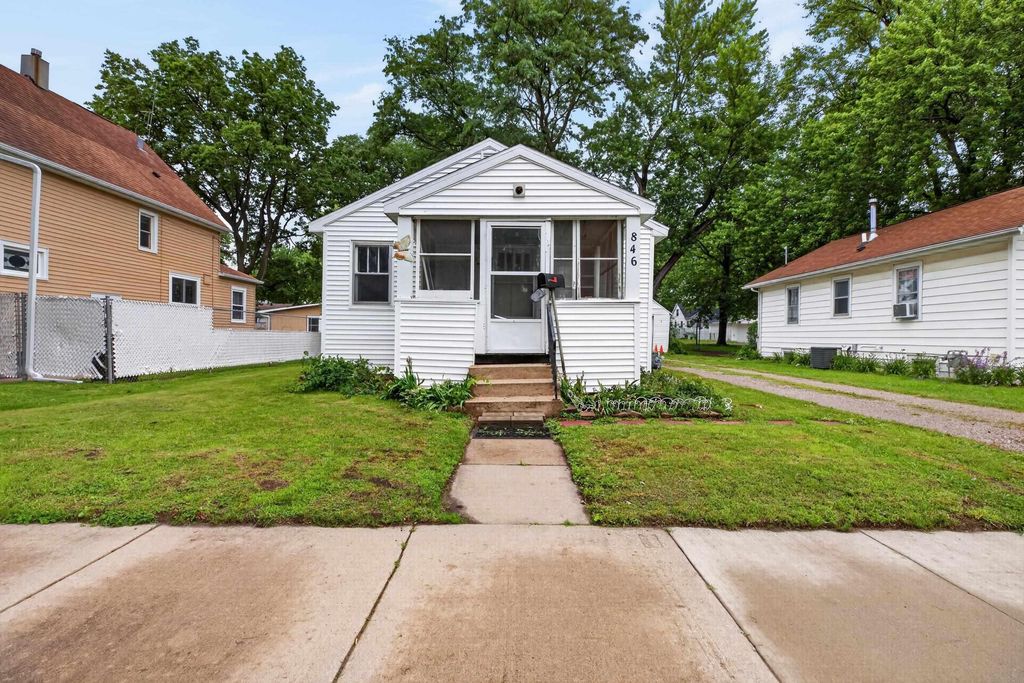 846 Dawson Street, Waterloo, IA 50703