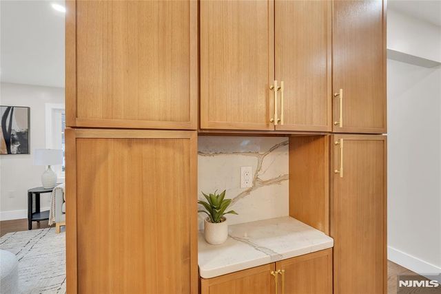 326 Saint Cloud Avenue, West Orange, NJ 07052