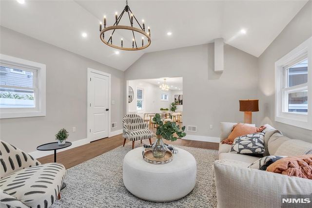 326 Saint Cloud Avenue, West Orange, NJ 07052