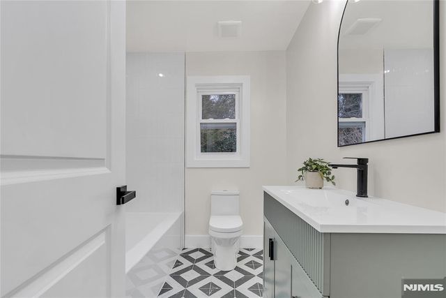 326 Saint Cloud Avenue, West Orange, NJ 07052