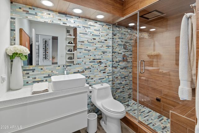 207 W Clarendon Avenue 9A, Phoenix, AZ 85013