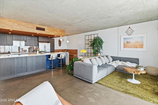 207 W Clarendon Avenue 9A, Phoenix, AZ 85013