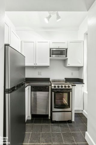24 5th Ave Apt 818, New York City, NY 10011