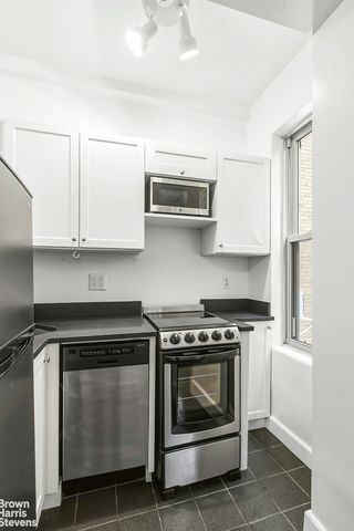 24 5th Ave Apt 818, New York City, NY 10011