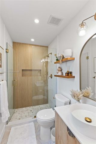 1450 SW 25th Ave, Miami, FL 33145